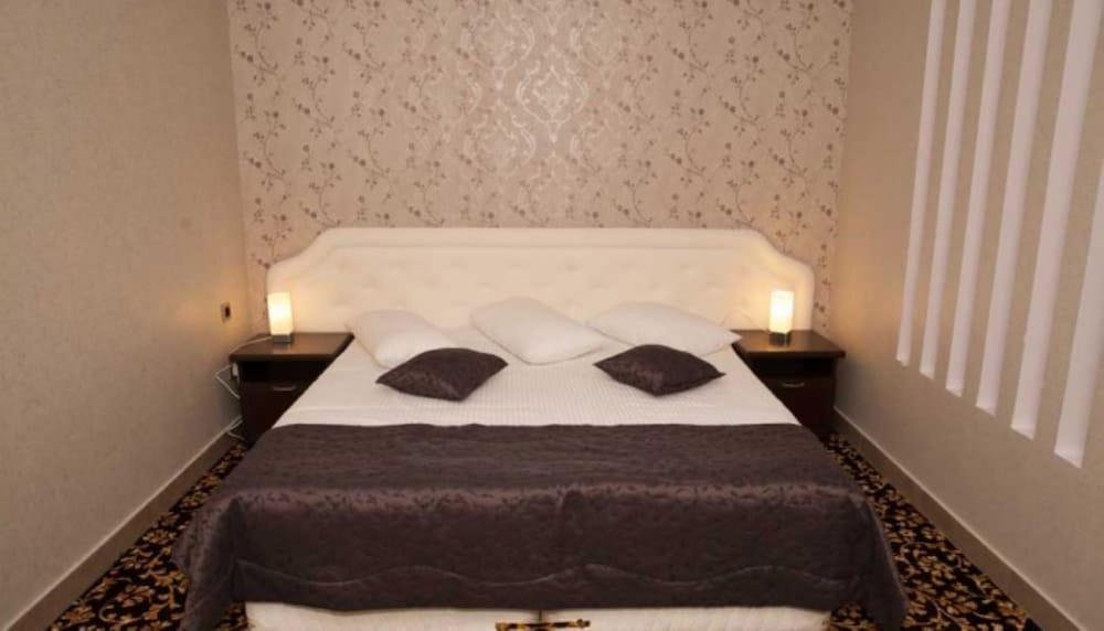 Shirak Hotel Jerevan Eksteriør billede