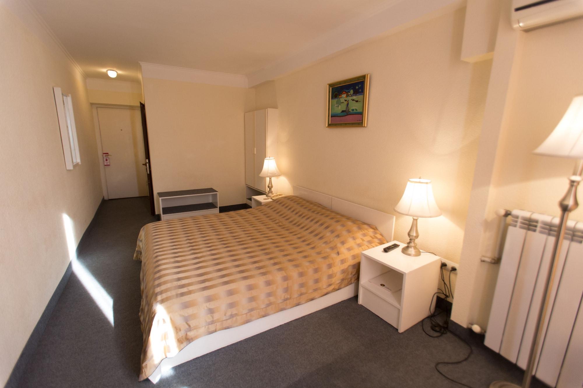 Shirak Hotel Jerevan Eksteriør billede