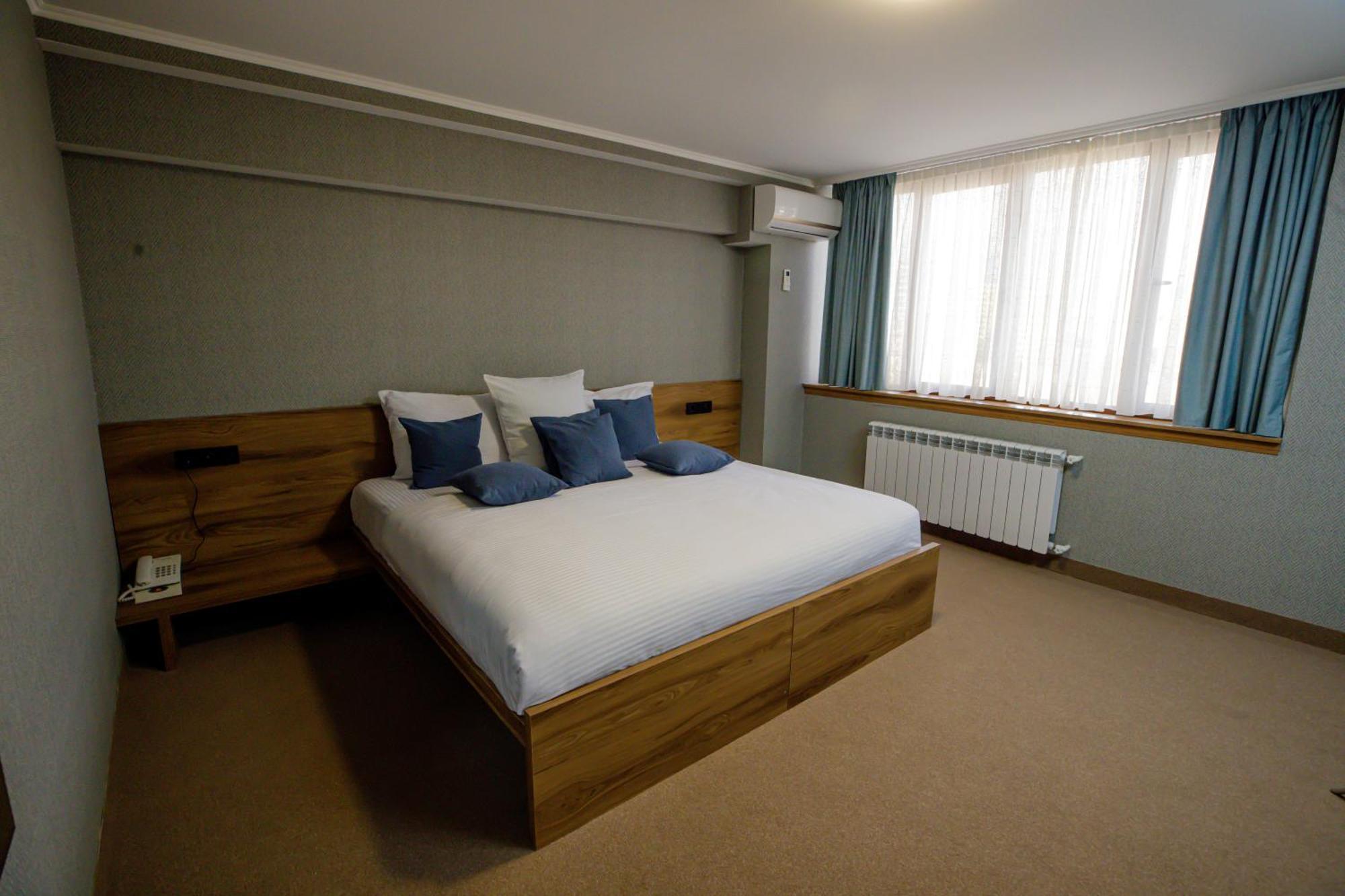 Shirak Hotel Jerevan Eksteriør billede