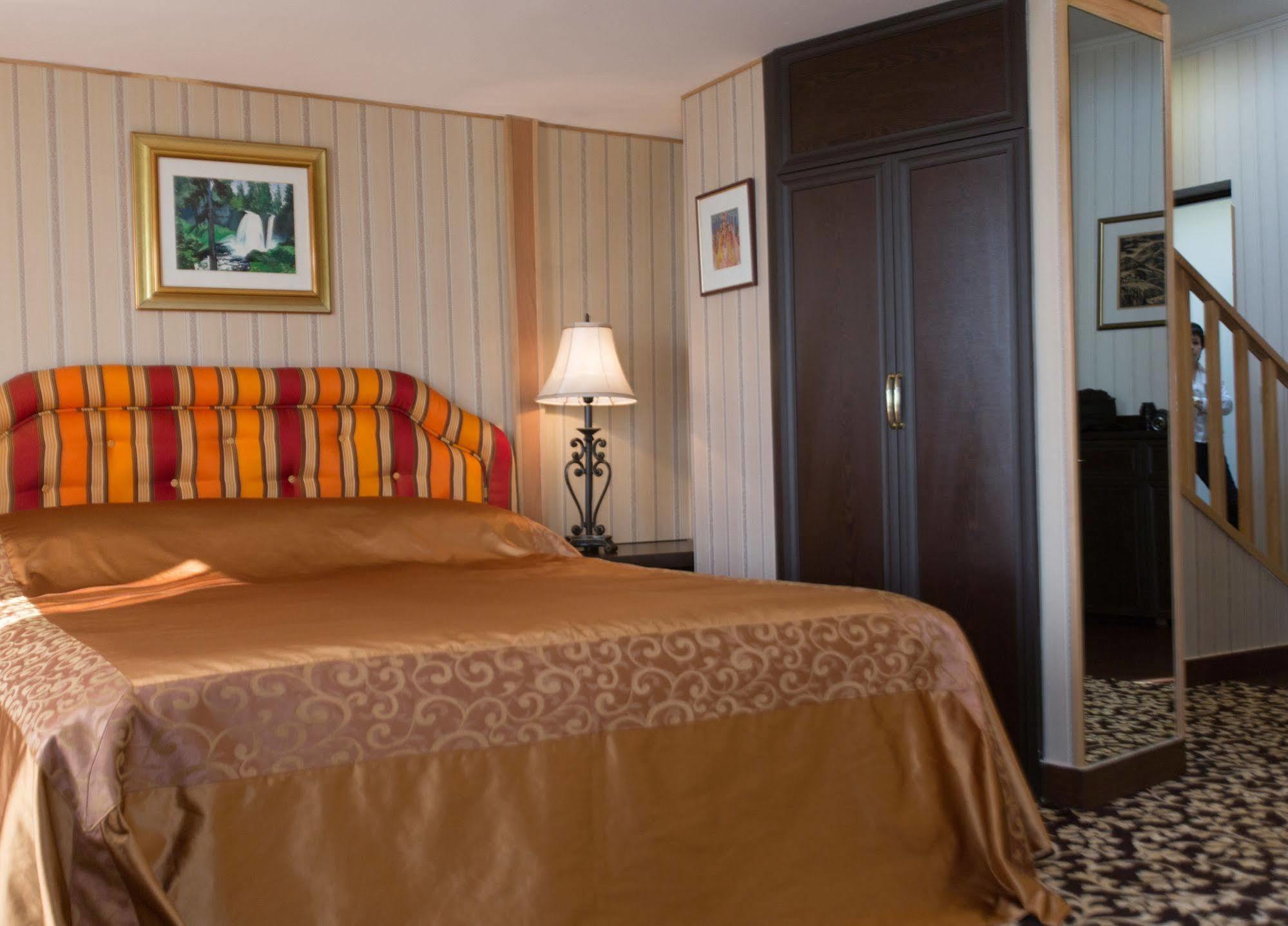 Shirak Hotel Jerevan Eksteriør billede