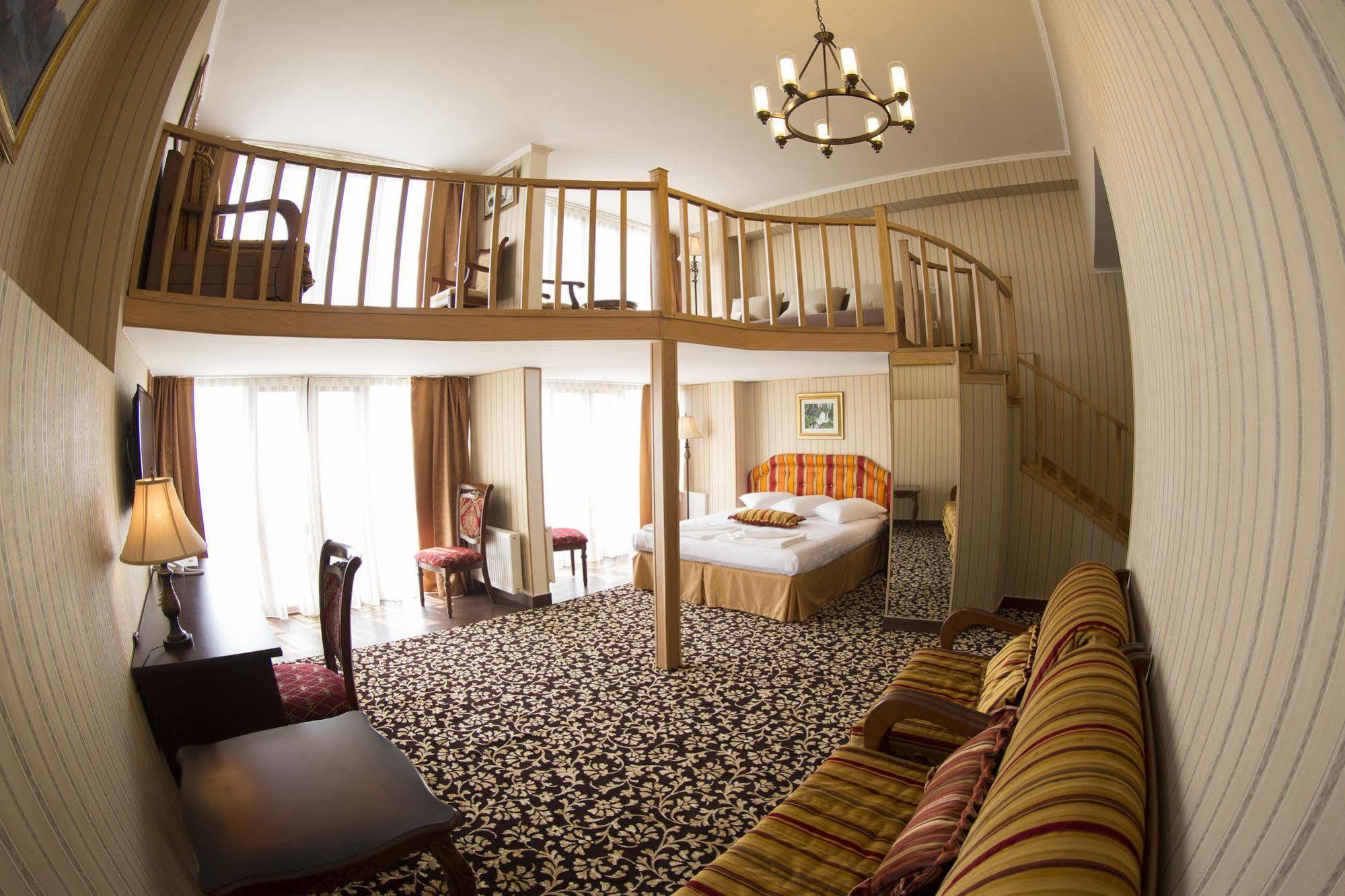 Shirak Hotel Jerevan Eksteriør billede