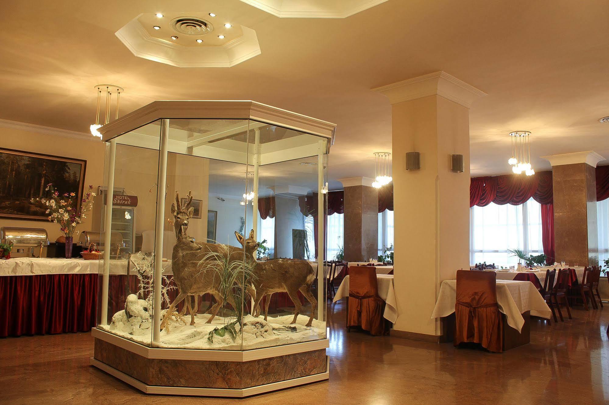 Shirak Hotel Jerevan Eksteriør billede